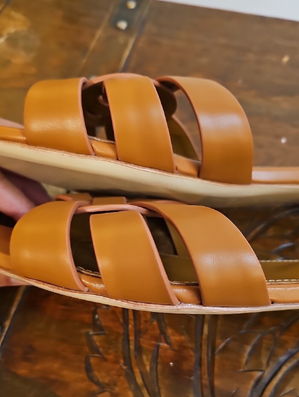 Cognac Leather Knot Tribute Slide Sandals - Picture 9 of 11